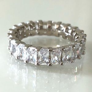 Zirconia Stones Ring Band